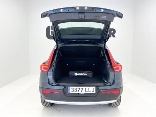 VOLVO XC40 BUSINESS PLUS T3 163CV AT8 2020 de segunda mano