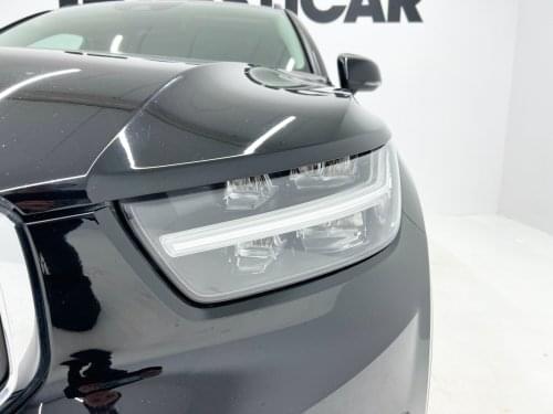VOLVO XC40 T3 163CV 2020 de segunda mano