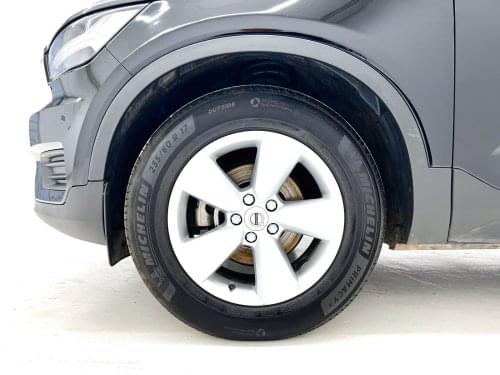 VOLVO XC40 T3 163CV 2020 de segunda mano