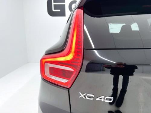 VOLVO XC40 T3 163CV 2020 de segunda mano