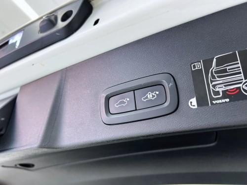 VOLVO XC40 1.5 T4 TWIN RECHARGE R-DESIGN AUTO 2020 de segunda mano
