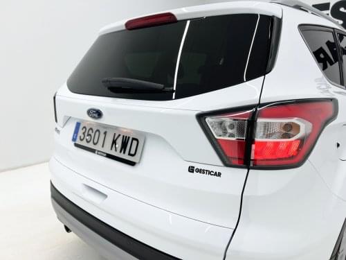 FORD KUGA TREND 1.5 ECOBOOST 120CV MT6 2019 de segunda mano