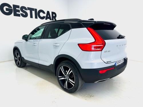 VOLVO XC40 R Design D3 150CV AT8 2019 de segunda mano