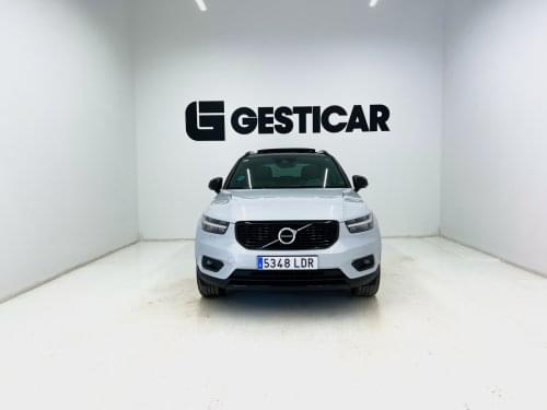 VOLVO XC40 R Design D3 150CV AT8 2019 de segunda mano