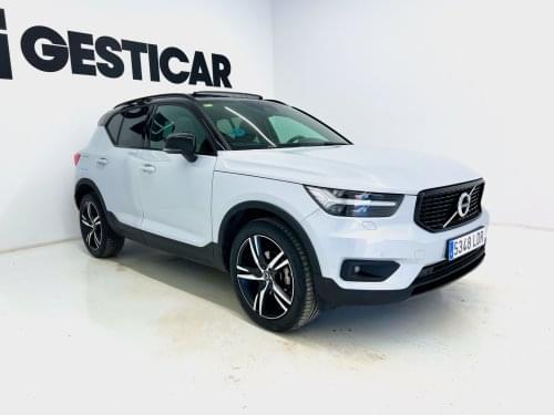 VOLVO XC40 R Design D3 150CV AT8 2019 de segunda mano