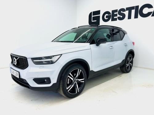 VOLVO XC40 R Design D3 150CV AT8 2019 de segunda mano