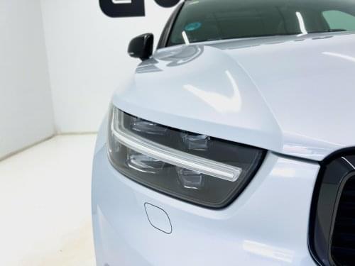 VOLVO XC40 R Design D3 150CV AT8 2019 de segunda mano