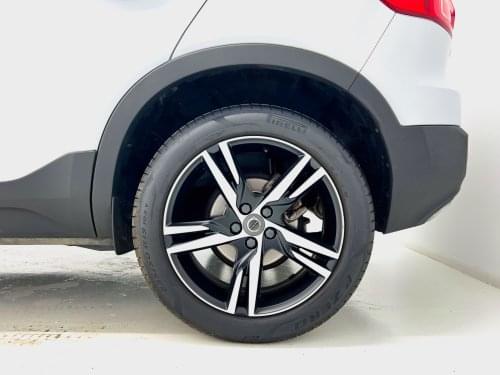 VOLVO XC40 R Design D3 150CV AT8 2019 de segunda mano