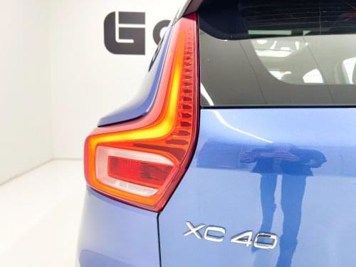 VOLVO XC40 1.5 T5 TWIN RECHARGE R-DESIGN AUTO 2021 de segunda mano