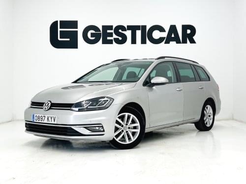 VOLKSWAGEN GOLF ADVANCE 2.0 TDI 150CV DSG VARIANT 2019 de segunda mano