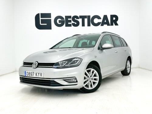 VOLKSWAGEN GOLF ADVANCE 2.0 TDI 150CV DSG VARIANT 2019 de segunda mano