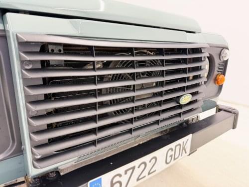 LAND ROVER DEFENDER 90 2.5TD5 SW SE 2008 de segunda mano
