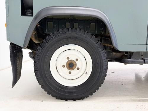 LAND ROVER DEFENDER 90 2.5TD5 SW SE 2008 de segunda mano
