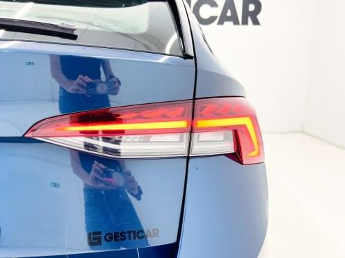 SKODA OCTAVIA COMBI 2.0 TDI 115CV MAN AMBITION 2021 de segunda mano