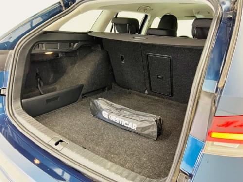 SKODA OCTAVIA COMBI 2.0 TDI 115CV MAN AMBITION 2021 de segunda mano