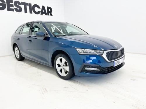 SKODA OCTAVIA COMBI 2.0 TDI 115CV MAN AMBITION 2021 de segunda mano