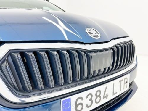 SKODA OCTAVIA COMBI 2.0 TDI 115CV MAN AMBITION 2021 de segunda mano