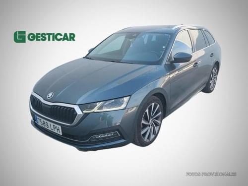 SKODA OCTAVIA COMBI 2.0 TDI 150CV  STYLE 2021 de segunda mano