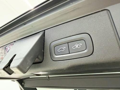 VOLVO XC60 2.0 T5 INSCRIPTION AUTO  250CV 2018 de segunda mano