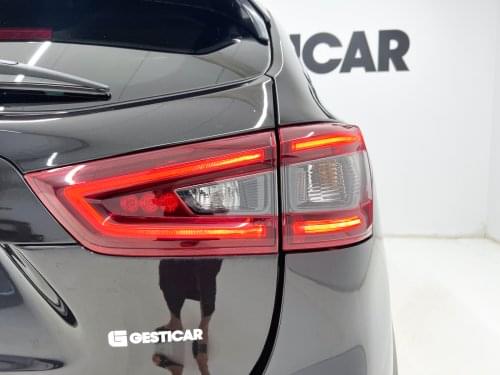 NISSAN QASHQAI DCI 115 CV E6D ACENTA 2020 de segunda mano