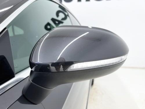 Comprar VOLKSWAGEN ARTEON R-LINE 2.0 TSI 190CV DSG 2019 de segunda mano VOLKSWAGEN ARTEON R-LINE 2.0 TSI 190CV DSG 2019 de segunda mano