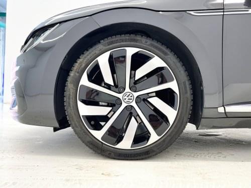 Comprar VOLKSWAGEN ARTEON R-LINE 2.0 TSI 190CV DSG 2019 de segunda mano VOLKSWAGEN ARTEON R-LINE 2.0 TSI 190CV DSG 2019 de segunda mano