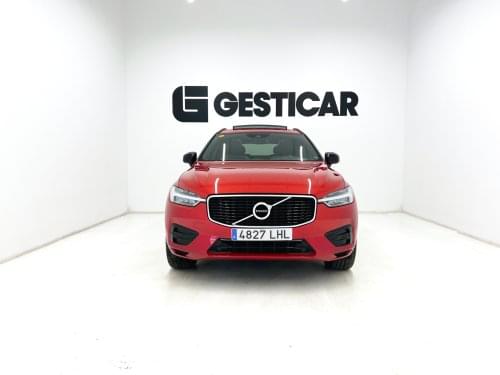 Comprar VOLVO XC60 R DESIGN AWD 2.0 B5 G 250CV AT8 2020 de segunda mano VOLVO XC60 R DESIGN AWD 2.0 B5 G 250CV AT8 2020 de segunda mano