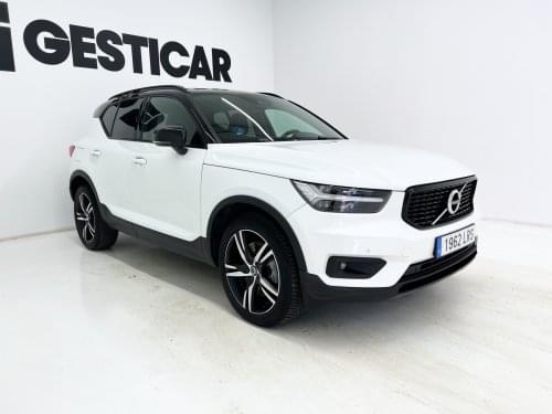 VOLVO XC40 T5 TWIN RECHARGE R-DESIGN AUTO 2021 de segunda mano