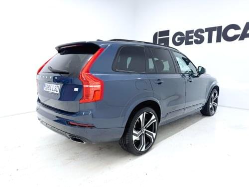 VOLVO XC90 R DESIGN AWD 2.0 T8 390CV 2021 de segunda mano