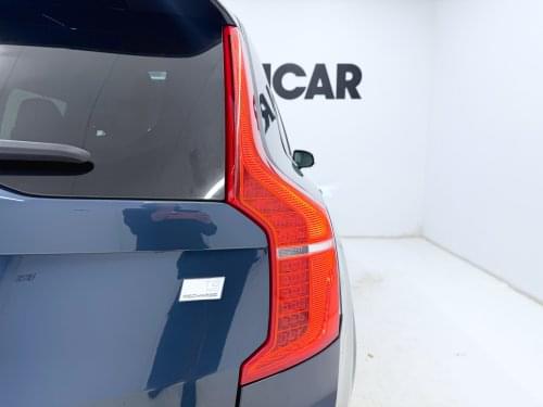 VOLVO XC90 R DESIGN AWD 2.0 T8 390CV 2021 de segunda mano