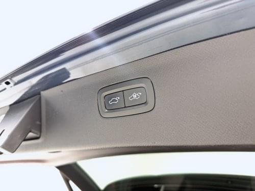 VOLVO XC90 R DESIGN AWD 2.0 T8 390CV 2021 de segunda mano