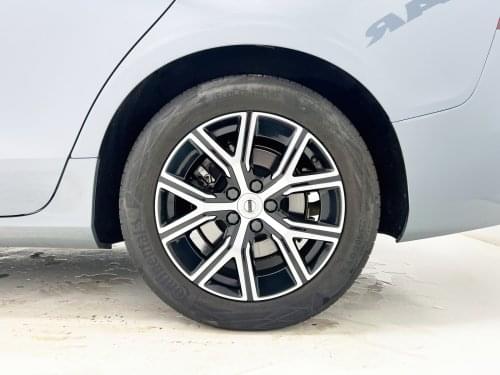 VOLVO V60 2.0 B4 (D)  ESSENTIAL AUTO 197cv 2023 de segunda mano