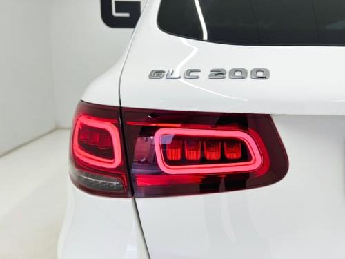 MERCEDES CLASE GLC GLC 200 4 MATIC AMG LINE 210CV  E6dT 2020 de segunda mano