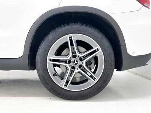 MERCEDES CLASE GLC GLC 200 4 MATIC AMG LINE 210CV  E6dT 2020 de segunda mano