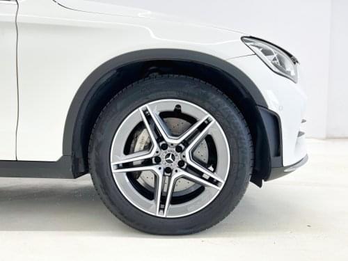 MERCEDES CLASE GLC GLC 200 4 MATIC AMG LINE 210CV  E6dT 2020 de segunda mano