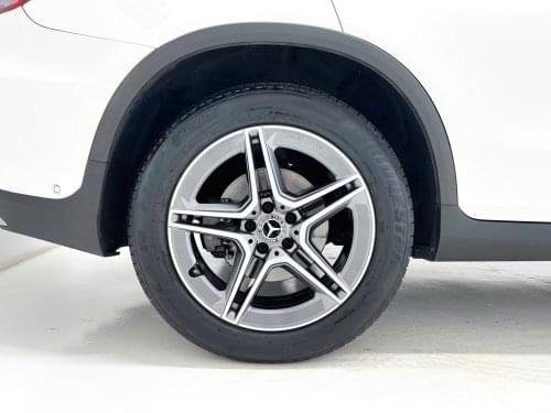 MERCEDES CLASE GLC GLC 200 4 MATIC AMG LINE 210CV  E6dT 2020 de segunda mano