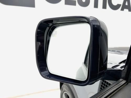 LAND ROVER DEFENDER 2.0 P300 SI4 SE 110 Auto 4WD 300CV 2020 de segunda mano