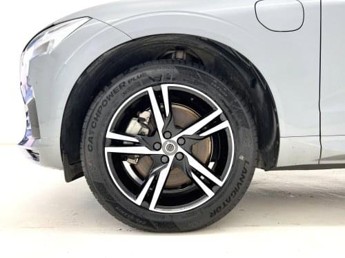 Comprar VOLVO XC60 2.0 T8 AWD R-Design 390CV 2019 de segunda mano VOLVO XC60 2.0 T8 AWD R-Design 390CV 2019 de segunda mano