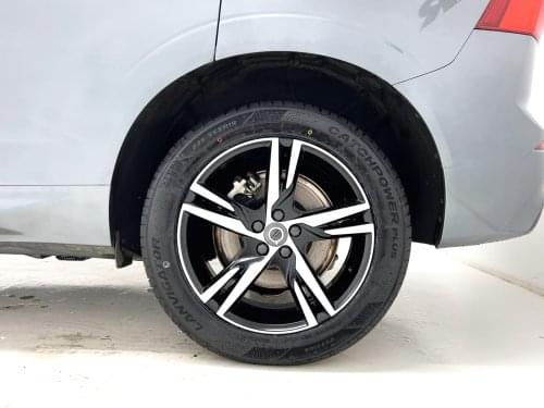 Comprar VOLVO XC60 2.0 T8 AWD R-Design 390CV 2019 de segunda mano VOLVO XC60 2.0 T8 AWD R-Design 390CV 2019 de segunda mano