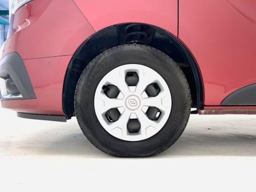 RENAULT TRAFIC 2.0DCI 110CV 2022 de segunda mano