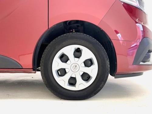 RENAULT TRAFIC 2.0DCI 110CV 2022 de segunda mano