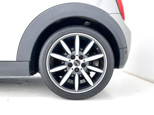 MINI MINI COOPER CABRIO 2016 de segunda mano