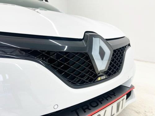RENAULT MéGANE RS TROPHY 300CV 2022 de segunda mano