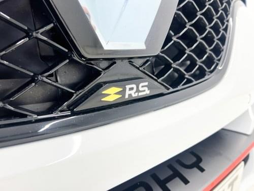 RENAULT MéGANE RS TROPHY 300CV 2022 de segunda mano