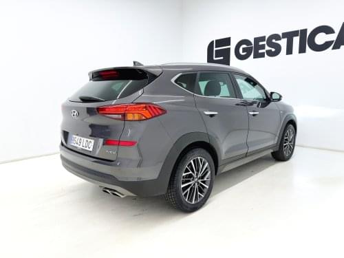 HYUNDAI TUCSON 1.6 CRDI 116CV 48V TECNO 2019 de segunda mano