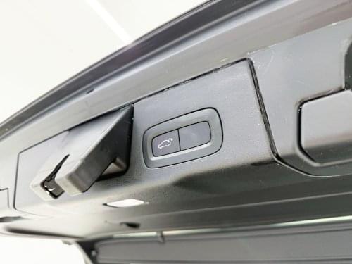 VOLVO XC60 2.0 T8 AWD INSCRIPTION AUTO 390CV 2020 de segunda mano