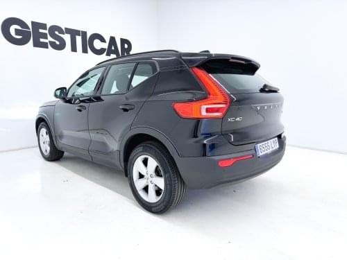 VOLVO XC40 ESSENTIAL  1.5 130CV MT6 E6D 2022 de segunda mano