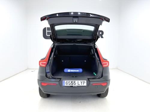 VOLVO XC40 ESSENTIAL  1.5 130CV MT6 E6D 2022 de segunda mano