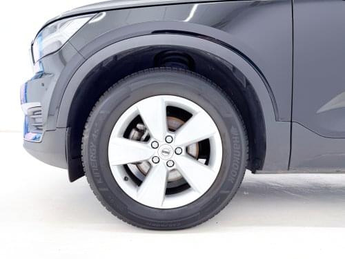 VOLVO XC40 ESSENTIAL  1.5 130CV MT6 E6D 2022 de segunda mano