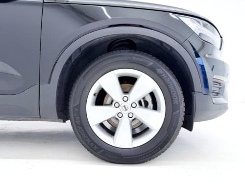 VOLVO XC40 ESSENTIAL  1.5 130CV MT6 E6D 2022 de segunda mano